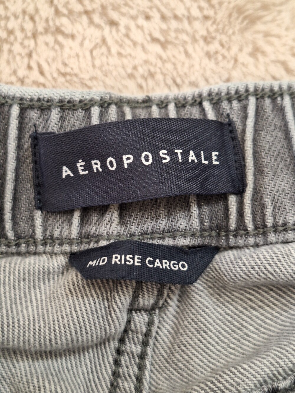 Aeropostale Mid-Rise Wide Leg Cargo Jeans Gray Denim XS - Picture 7 of 9
